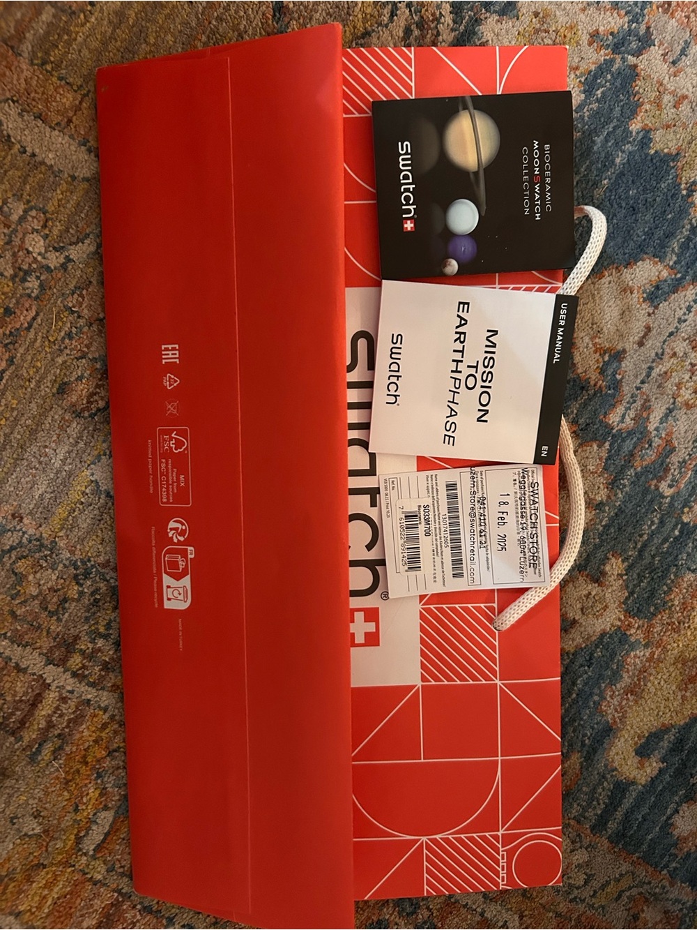 Swatch x Omega Mission to Earthphase - Picture 3 of 13
